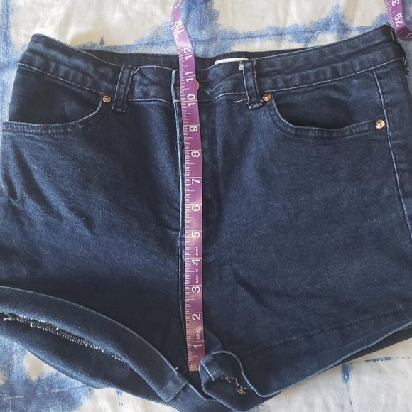 Stretch Denim Dark High Waist Jean Shorts - Picture 5 of 9